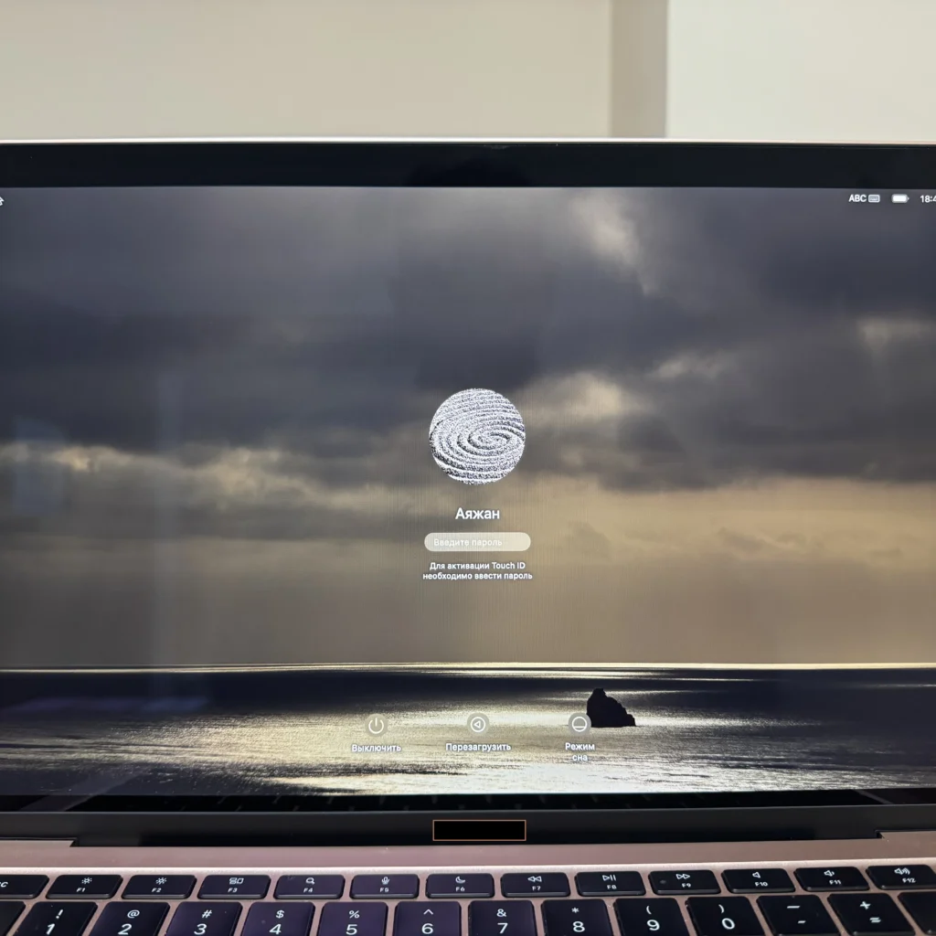 Замена матрицы макбука Macbook Air M1 A2337 в Алматы
Замена ремонт матрицы дисплея макбука, macbook